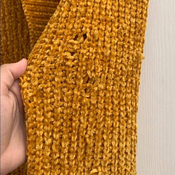Mustard Cardigan - Picture 2 of 3